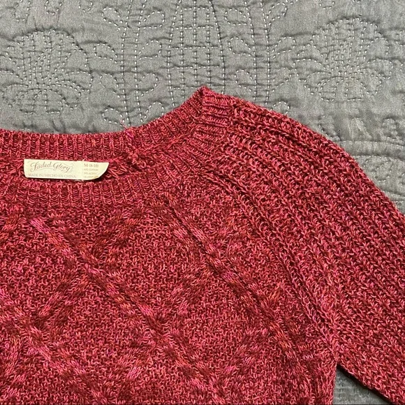 Faded Glory Raspberry Sweater - Picture 3 of 5